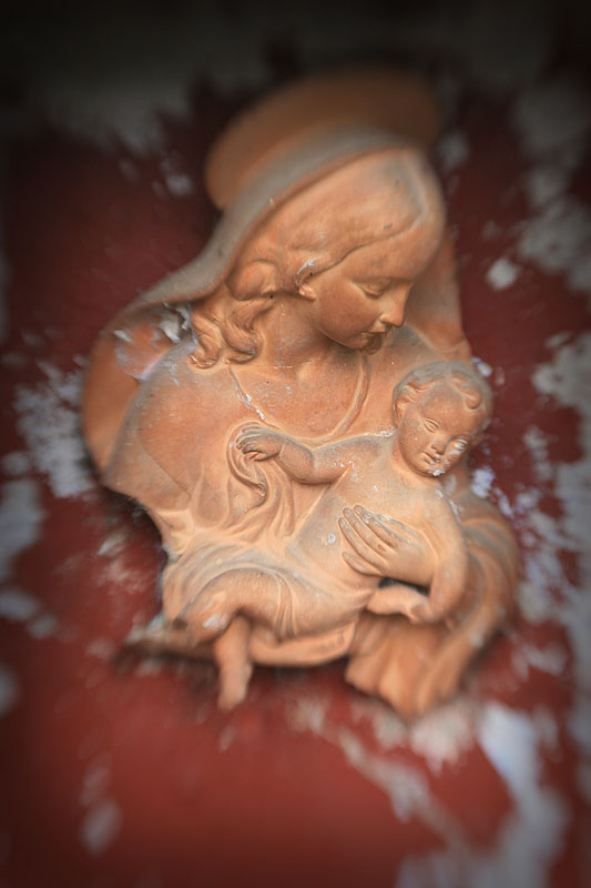 Madonna in terracotta