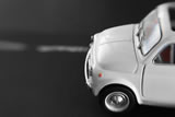 Fiat 500 in moving